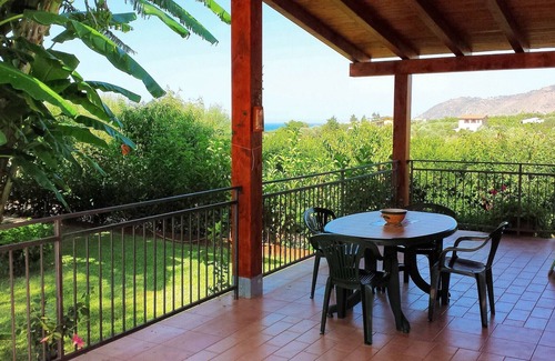 Campofelice di Roccella Villa | Villa Sole - Beautiful Villa with Garden, Terrace, A/C, near the SEA and Cefalù