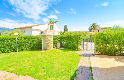 Piana Calzata Villa | Villa Giunone - Holiday Houses Mare Nostrum - In front of the beach and Pool