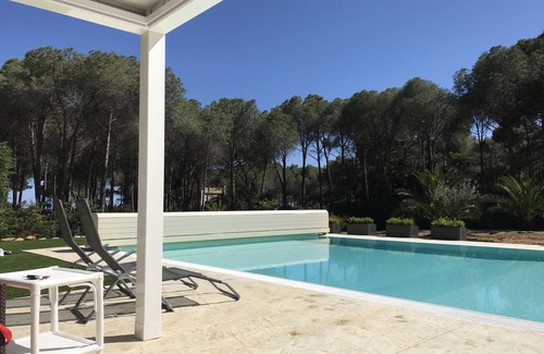 Santa Margherita di Pula Villa | VILLA ELEPHRA