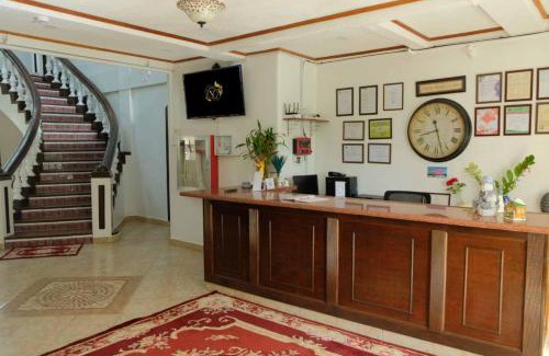 Bulan Hotel | Villa Italia Hotel