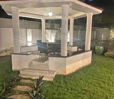 Chennai Bed & Breakfast | Villa Ithaka by Youkoso