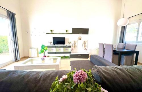 Alhama de Murcia Villa | VILLA IZAN