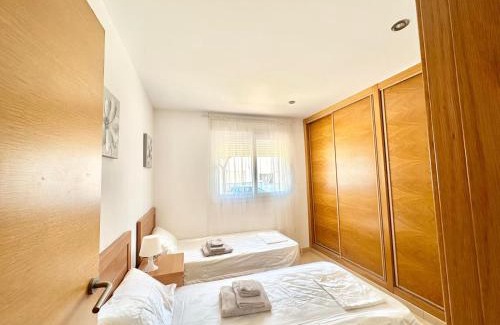 Alhama de Murcia Villa | VILLA IZAN