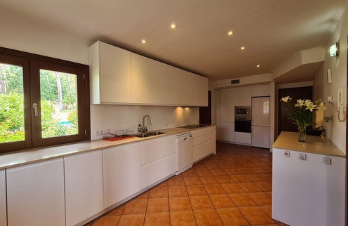 Crestatx Villa | Villa 'Jacelia' with Mountain View, Wi-Fi and Air Conditioning