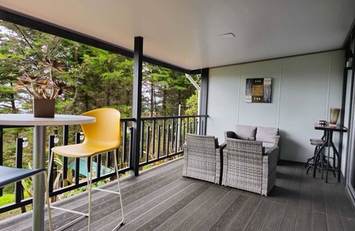 Canton Dota House | Villa Jade Dota, Tu refugio moderno en la naturaleza.
