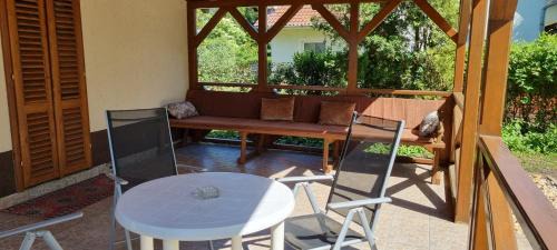 Nyiregyhaza Villa | Villa Jare I