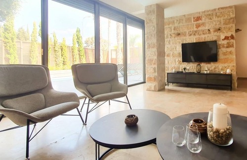 Herzliya Pituach Apartment | Villa Jasmin in Herzliya