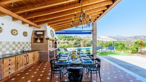 Coin House | Villa Jero Coín by Ruralidays