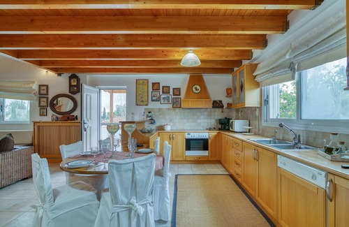 Lakopetra Villa | Villa John Dimeon Kato Achaia With Pool, Patras, Greece