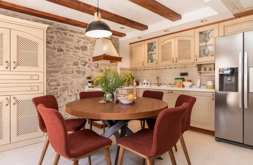 Bicine Villa | Villa Josephine - Two Bedroom Villa, Sleeps 4