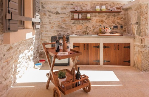 Bicine Villa | Villa Josephine - Two Bedroom Villa, Sleeps 4