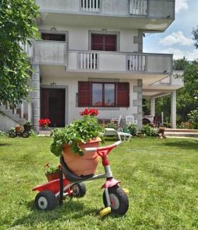 Mrcevac House | Villa Jovanovic