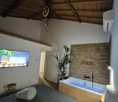 Borgo Milano Apartment | Villa Joy Verona - Lovely Suite