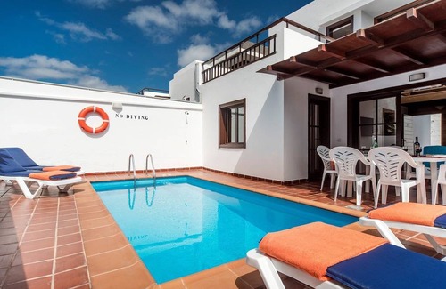 Los Mojones Villa | Villa Julianne 3: Heated Private Pool, Walk to Beach, A/C, WiFi