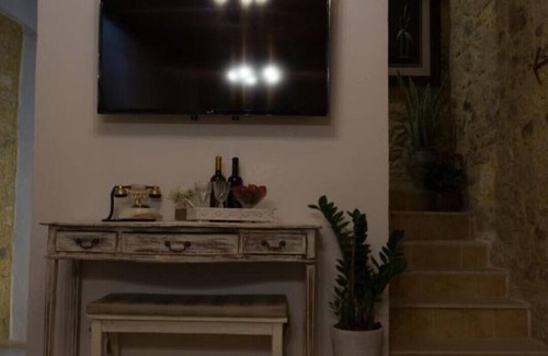 Galia Villa | Villa Kamelia-Renovated old house-South Crete