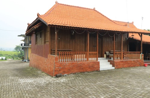 Pacet House | Villa Kangen Omah