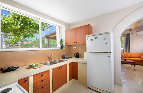 Kakopetros Villa | Villa Karma, 2 BD, 2 BA, private pool