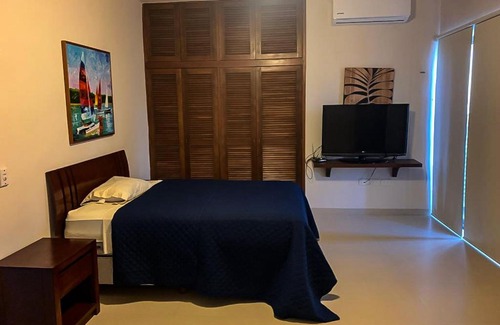 Chicxulub Puerto House | Villa Karpatos