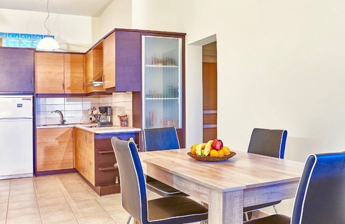 Karteros Villa | Villa Karteros with private swimming pool - Five Bedroom Villa, Sleeps 11
