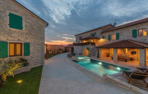 Selina Villa | Villa Kata in Selina