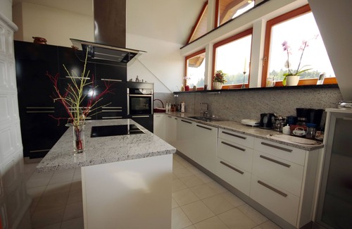 Bostanj Apartment | VILLA KATARINA APARTMENTS Nesteled in nature, wrapped in comfort.