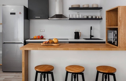 Maragas Villa | Villa Kaya, Plaka - Three Bedroom Villa, Sleeps 6