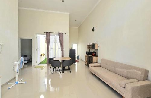 Dinoyo Villa | Villa Kayana AA9