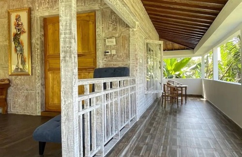 Padangbai Villa | Villa Kayu - Private Villa in Padangbai
