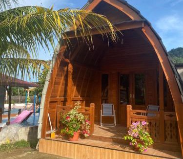 Padang Villa | Villa Kayu Razka