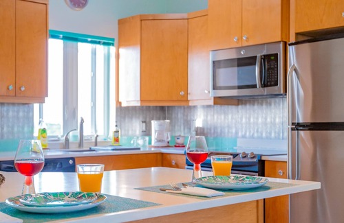 Leeward Settlement House | Villa Kendara~DEAL 9/28-10/4~BeachFront~Private~Gated GuestHouse~Panoramic View