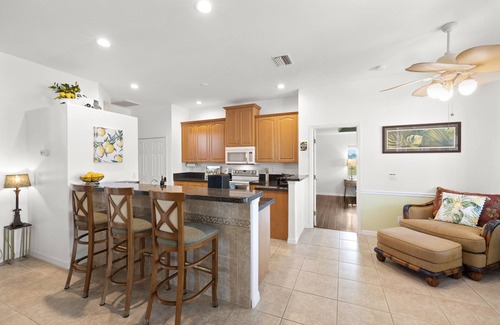 Jacarandas Villa | Villa Key West tropical retreat with lake views and a genuine Key West feel!