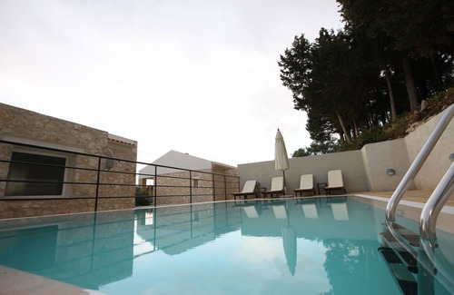 Longos Villa | VILLA KLEIO, 2BEDROOM VILLA IN LOGGOS, PAXOS