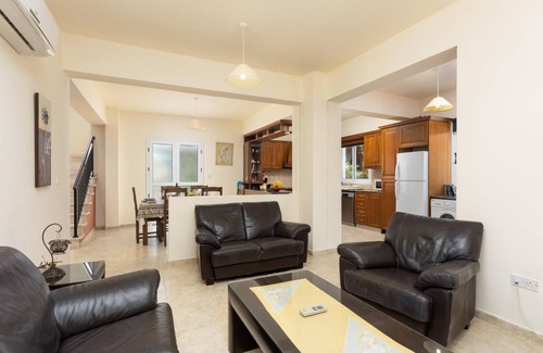 Argaka Villa | Villa Kleopatra - Four Bedroom Villa, Sleeps 9