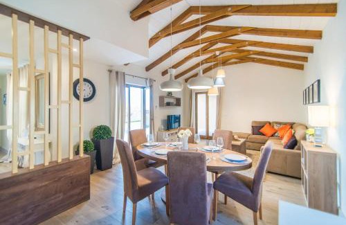 Farini Villa | Villa Kolombera by Villa Plus