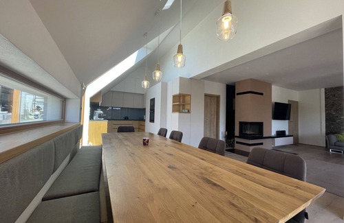 Lazinov Villa | Villa Kretin VLV142