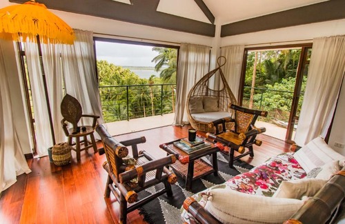 Pilar Bed & Breakfast | Villa Kulintang