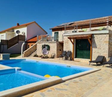 Benkovac Villa | VILLA KUNTA