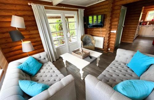 Grodersby House | villa kunterBUNT