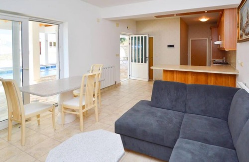 Zaton House | Villa Kursar by Interhome