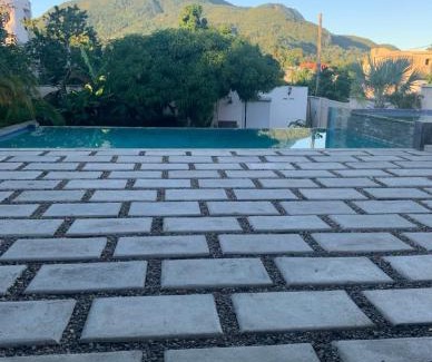 Residencial El Doral Villa | Villa las orquídeas terraza y piscina grande, vista a la montaña!