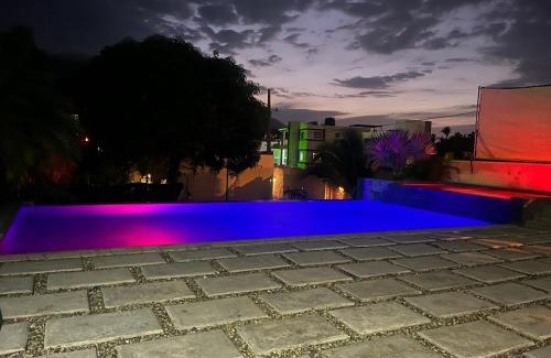 Residencial El Doral Villa | Villa las orquídeas terraza y piscina grande, vista a la montaña!