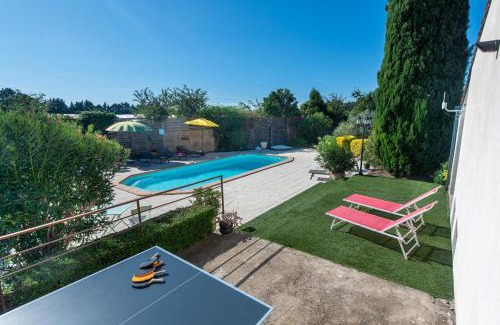 Tarascon House | Villa l'ESTEL en campagne avec piscine privée proche Arles et Avignon