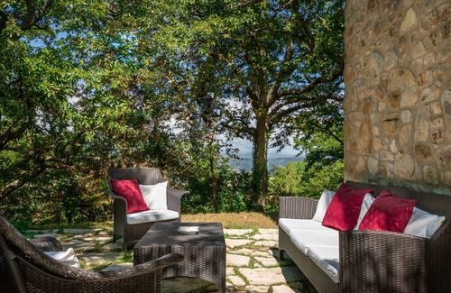 San Casciano dei Bagni Villa | Villa Lucarella With Pool, Air Con, Wifi