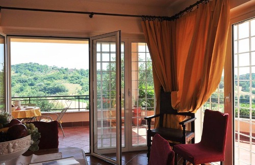 San Luigi Villa | Villa L'Uliveta - Beautiful Country House with private pool near Rome