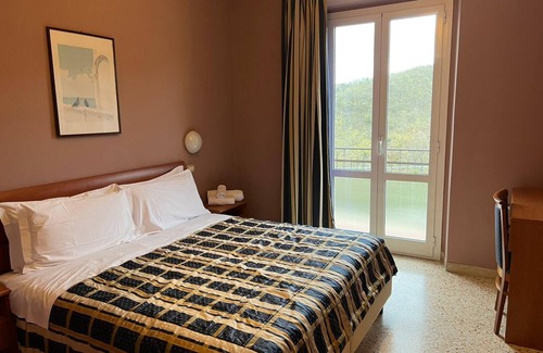 Lisciano Niccone Hotel | Villa la Cima