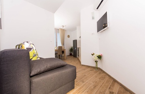Veliki Drvenik Apartment | Villa LA-Comfort One Bedroom Apartment with Sea View Terrace 1