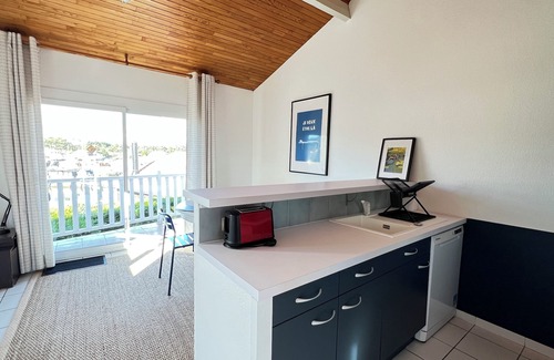 Piraillan Apartment | Villa La Conche Vue Port, south-facing terrace, beautiful view