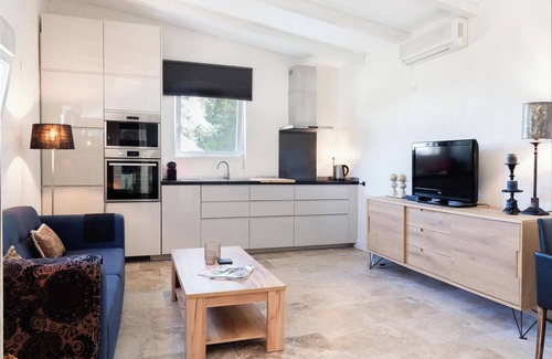 Siran Villa | Villa La Confiance