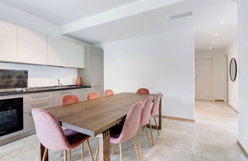 Colico Villa | Villa 'La Del Lago' with Wi-Fi and Air Conditioning