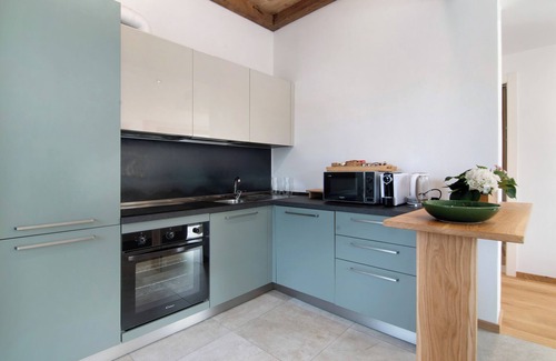 Colico Villa | Villa 'La Del Lago' with Wi-Fi and Air Conditioning